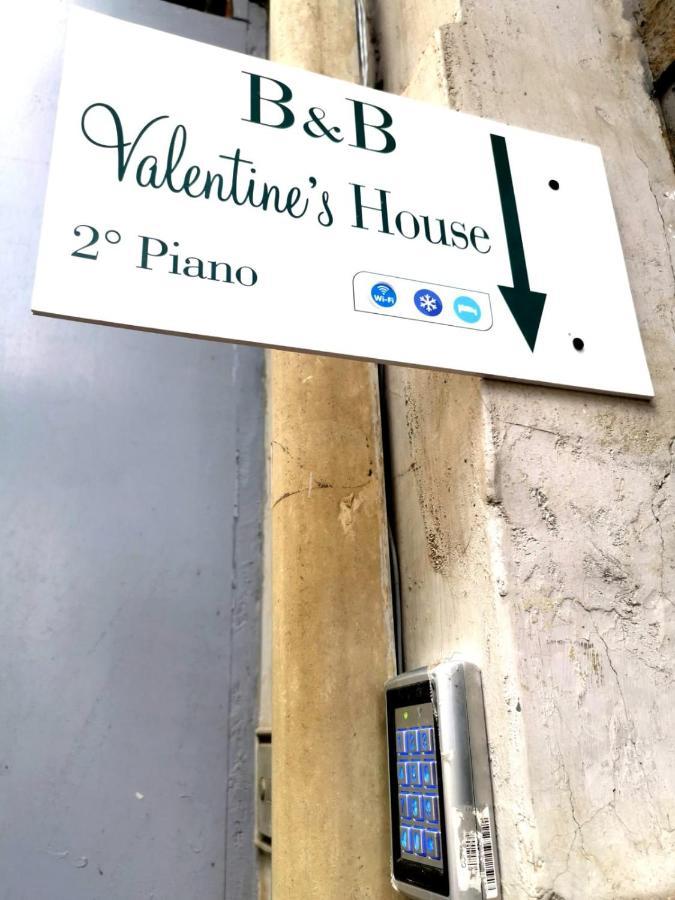Valentine'S House Bed and Breakfast Neapel Exteriör bild