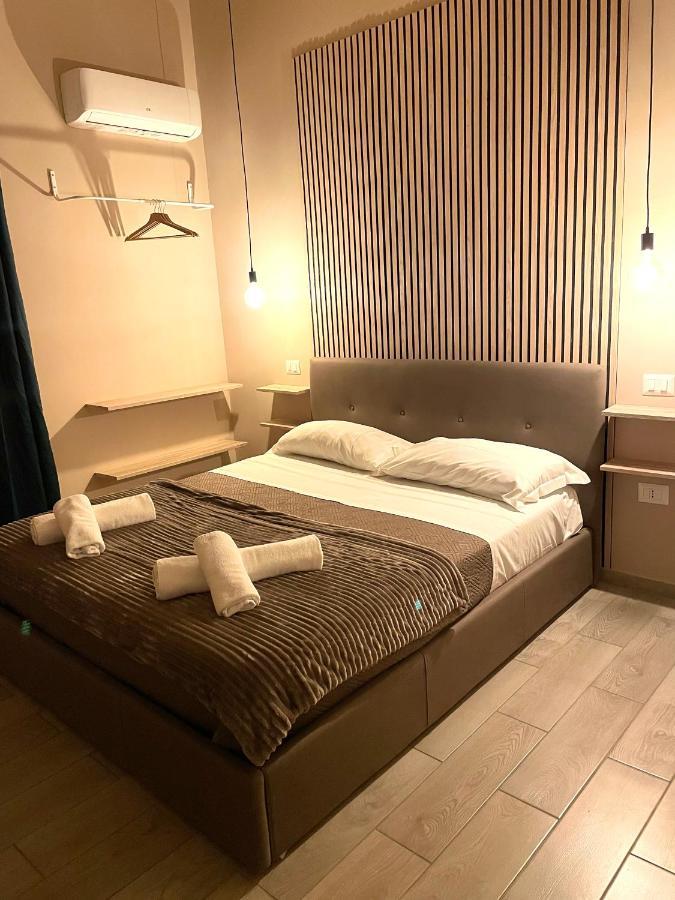 Valentine'S House Bed and Breakfast Neapel Exteriör bild